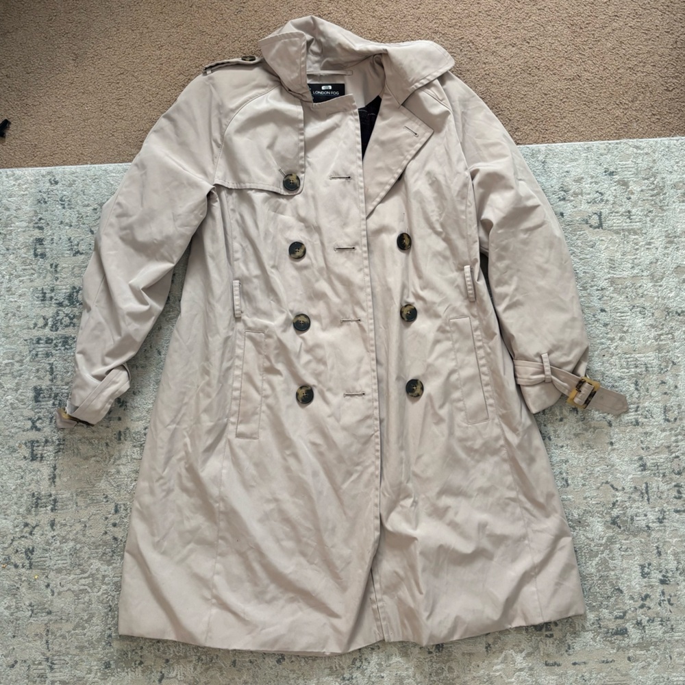 London Fog Beige Trench Coat with Plaid Lining